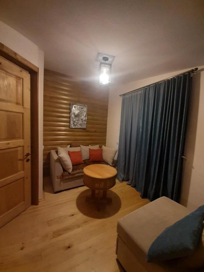 Sanli Hotell Mestia Eksteriør bilde