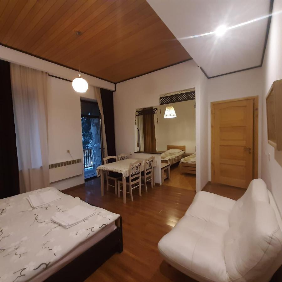 Sanli Hotell Mestia Rom bilde